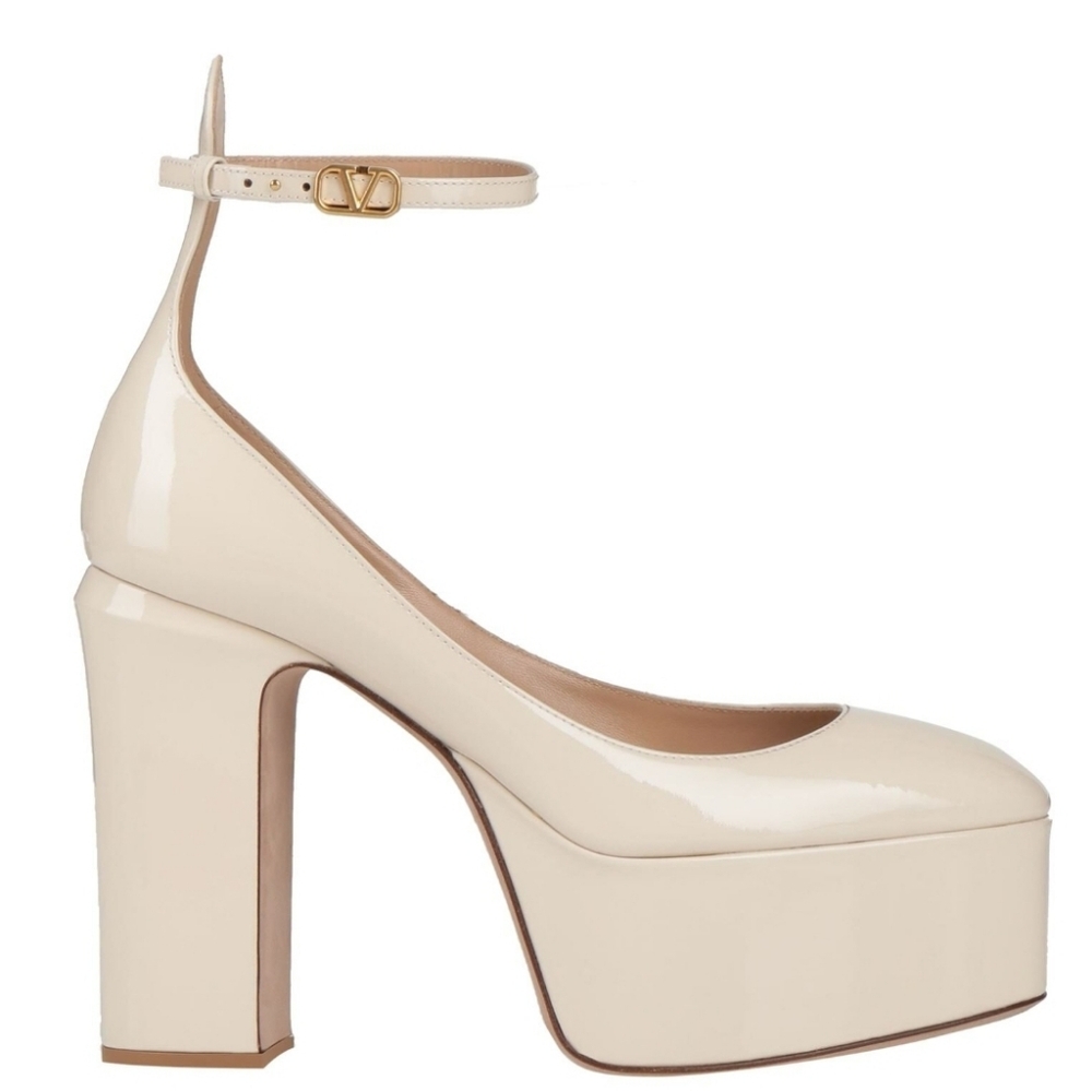 Valentino Garavani Pumps